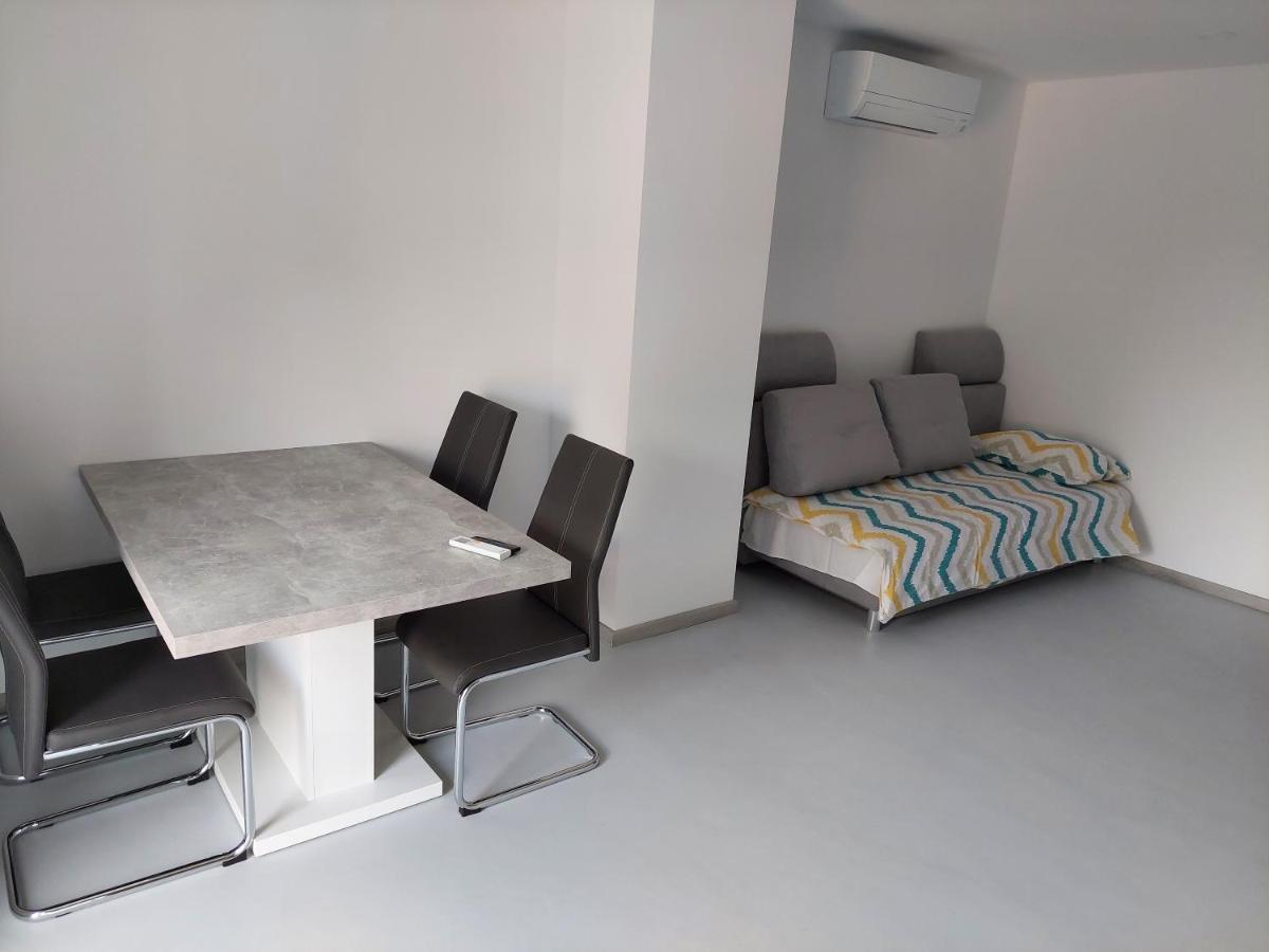 Apartma Rene Izola Esterno foto